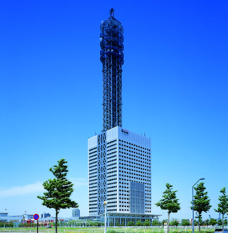 横浜メディアタワー