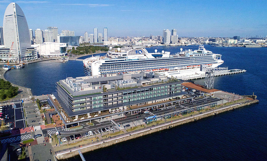 新港ふ頭客船ターミナル