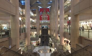 ランドマークプラザ